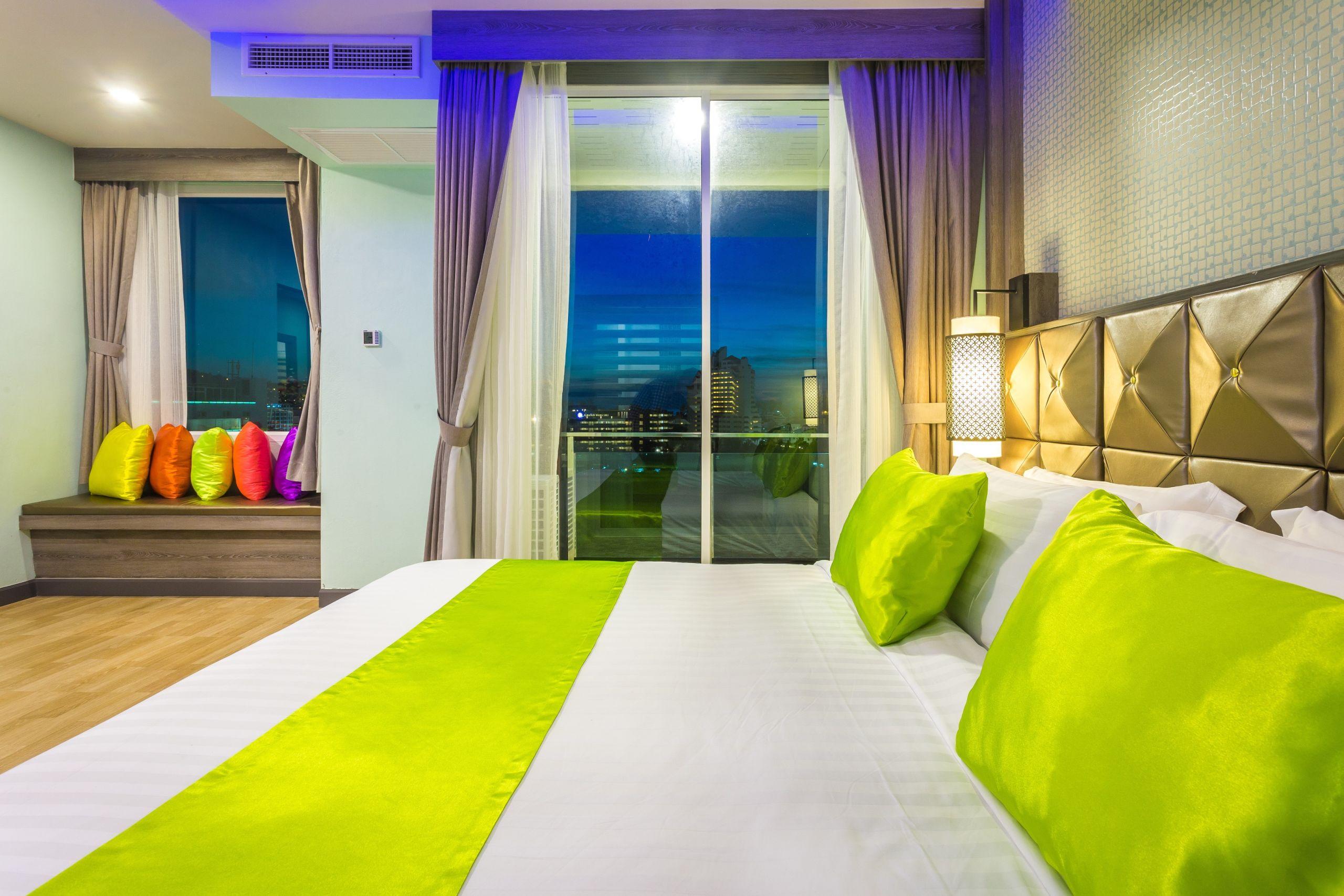 Add Plus Hotel & Spa Patong Exterior foto