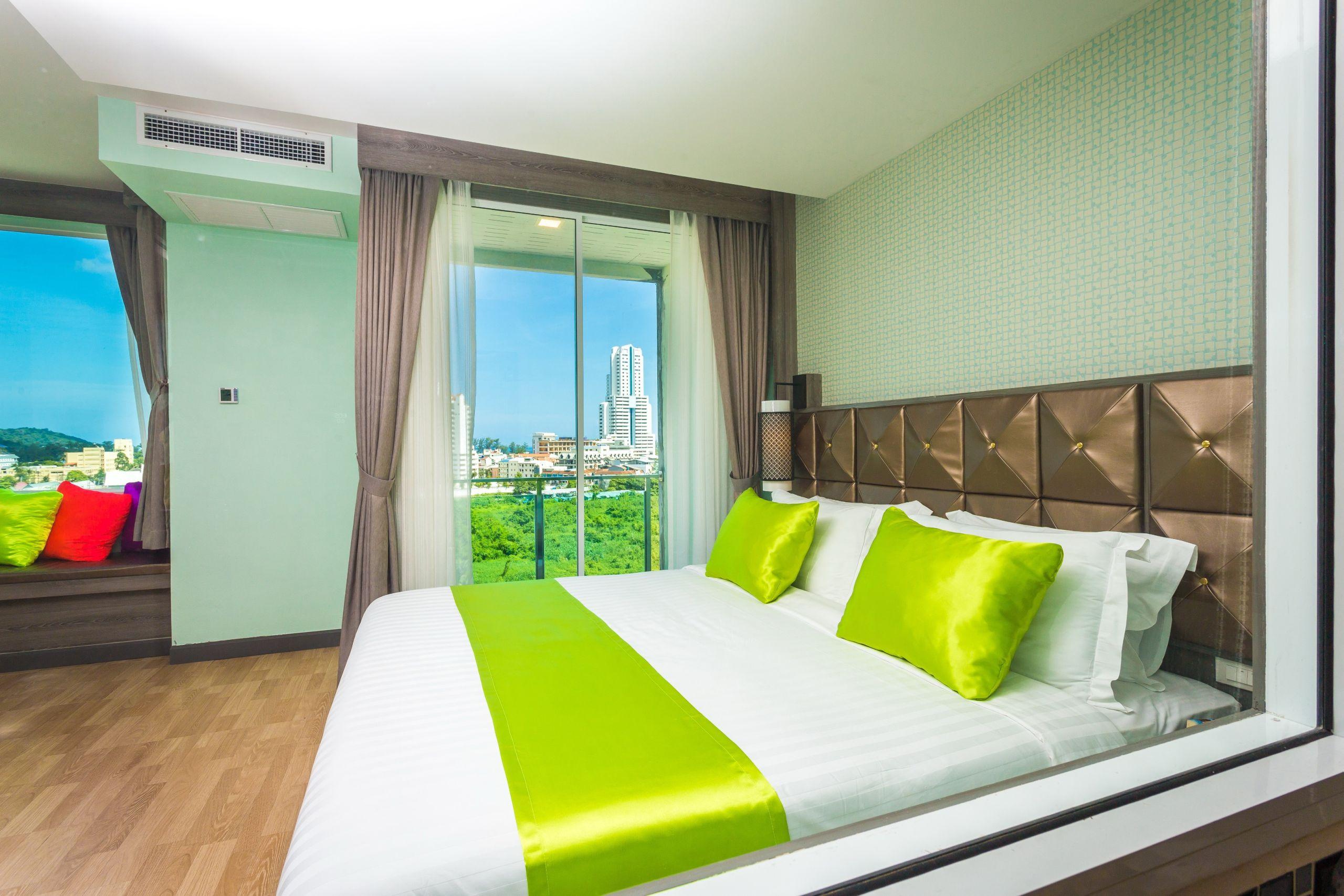 Add Plus Hotel & Spa Patong Exterior foto