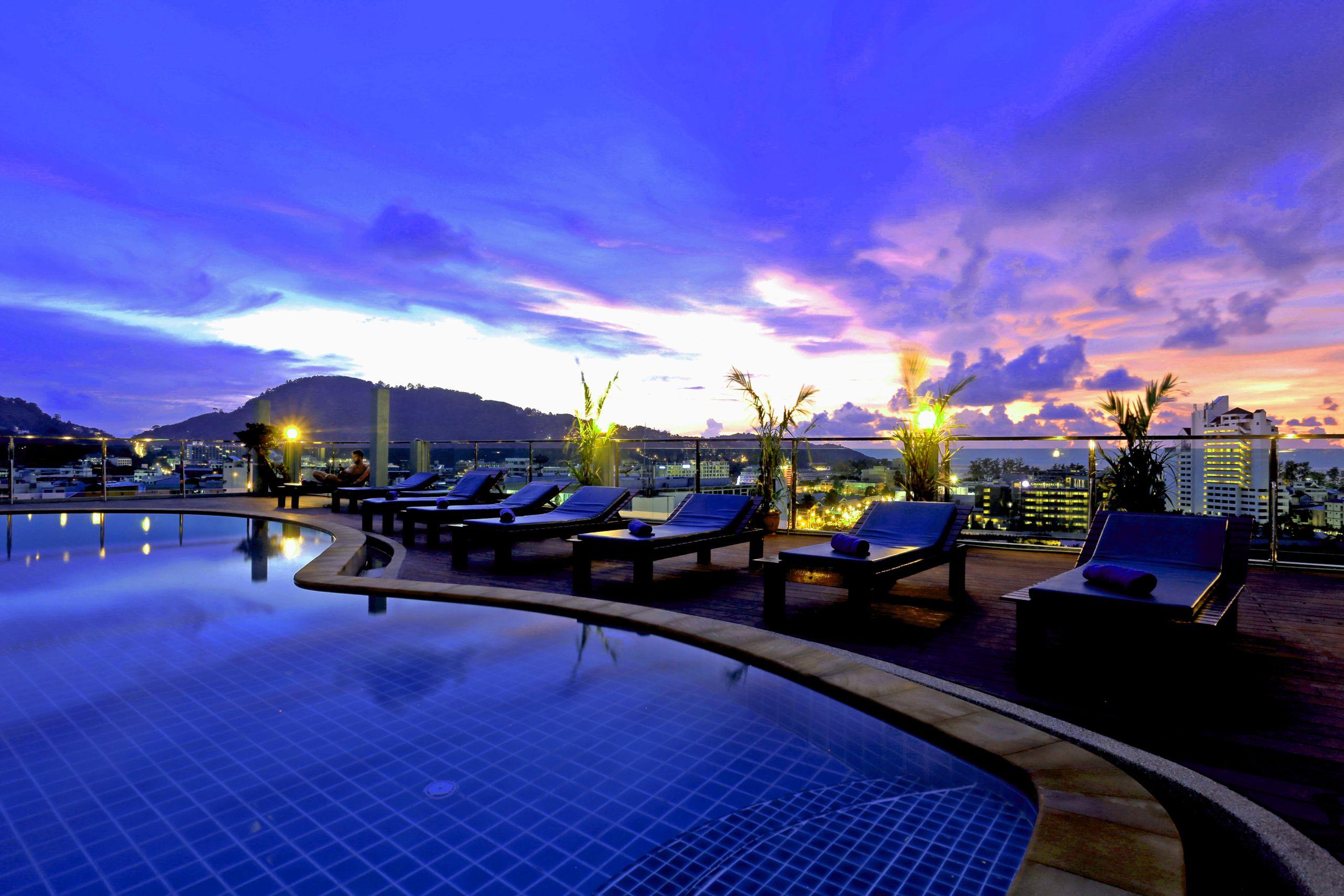 Add Plus Hotel & Spa Patong Exterior foto